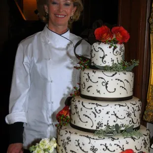 Kay with one of her incredible cakes