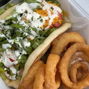 Grilled Chicken Pita with Onion Rings