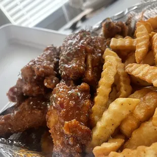 Mango Habanero 6 Piece Wings Basket