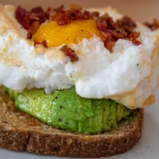 Avocloudo Toast