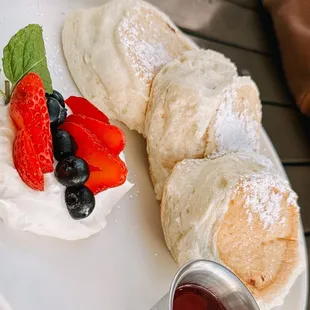Berry Good Cloud Pancakes