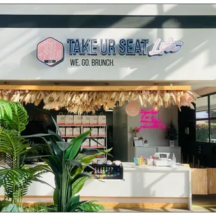 Welcome to TAKE UR SEAT Lite. #wegobrunch