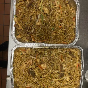 House special lo mein party