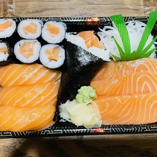 Salmon Roll