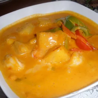 Pineapple Shrimp Curry