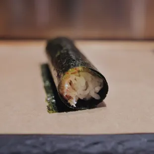 IG: @ifoodiejenn | crab handroll