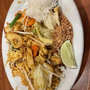 Pad Thai Lunch Special