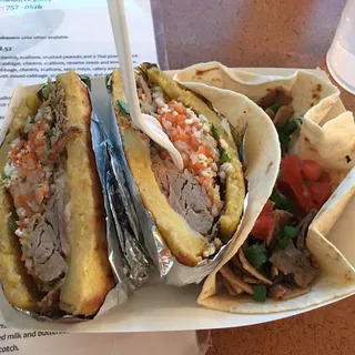 Mary's Greek Lil Lamb Taco