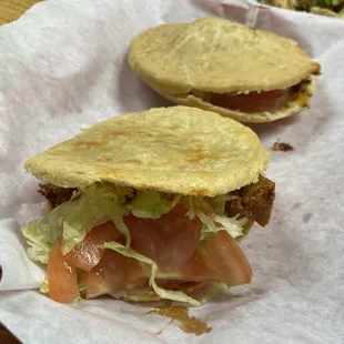 Chicken Gorditas in flour and gorditas de asada in corn. To die!!!