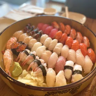 sushi, food, sashimi, sushi and sashimi