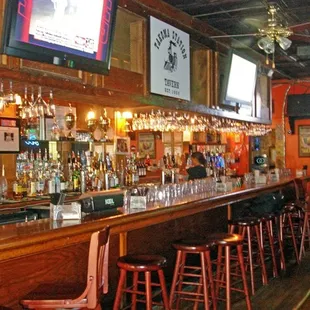 Takoma Station Tavern&apos;s Bar