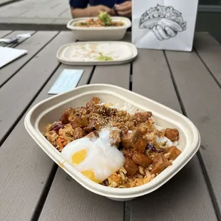 Tofu rice bowl with an egg