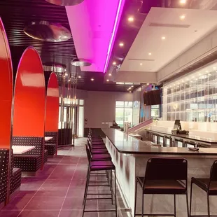 Full bar
