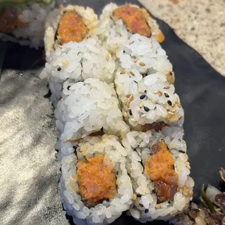 Crunchy Spicy Scallop Roll
