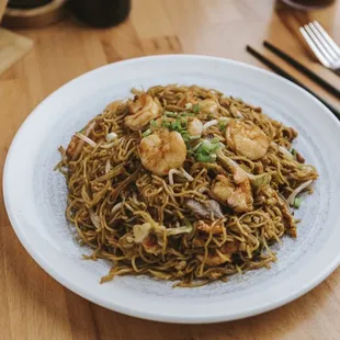 Shrimp stir fried ramen