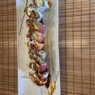 sushi, sashimi, sushi and sashimi, food