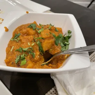 Spicy aloo dum