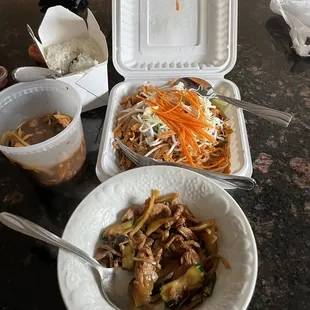 E6. Thai Ginger and pad thai