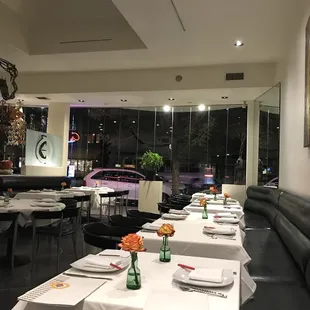 sushi and sashimi, interior