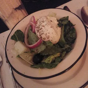 House salad with ranch