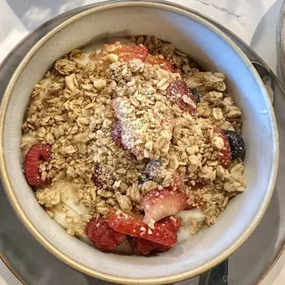 Yogurt Parfait with Fresh Fruits and Granola