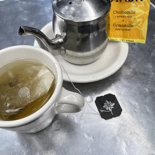 Hot Tea: chamomile