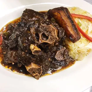 Oxtails &amp; cabbage