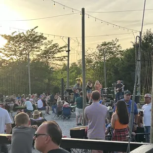 Land Rush playing the jams