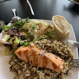 Grilled salmon on wild rice