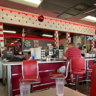 Interior Bar top dining