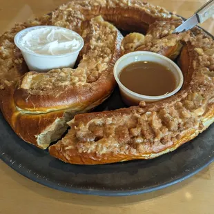 Pretzel of the week: Apple Cheesecake with caramel sauce and whipped cream