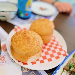 Pineapple bun with butter