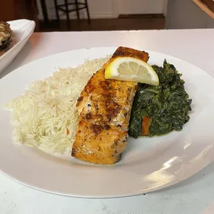 Salmon with Rice and Spinach