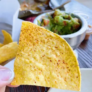 Guacamole y Chips*