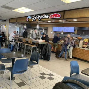 people in a fast food restaurant