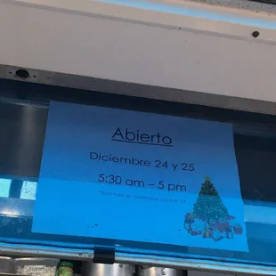 2018 hours for Christmas