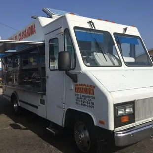 a food truck parked in a parking lot