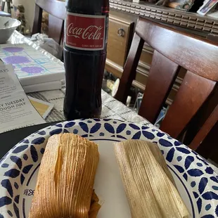 Rojo Con Puerco  Verde con pollo