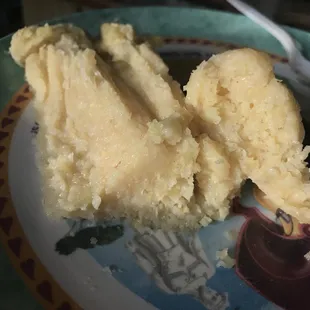 Tamal De Puerco En Salsa Roja