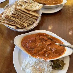 Lamb Vindaloo Bread Basket Chicken Makhani