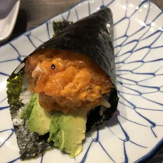 Spicy Salmon & Avocado Roll