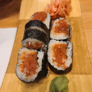 Spicy tuna roll