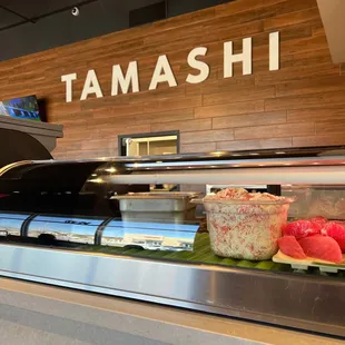 sushi and sashimi, interior