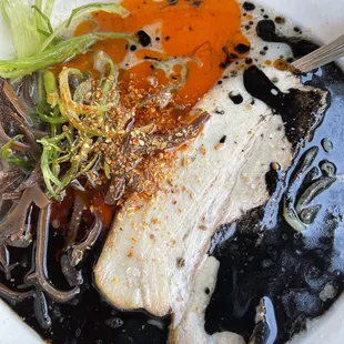 Tonkotsu Black Ramen