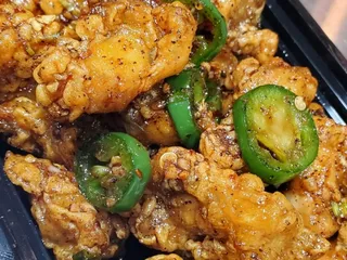 Thai Me Up!