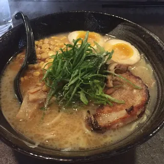 TONKOTSU RAMEN