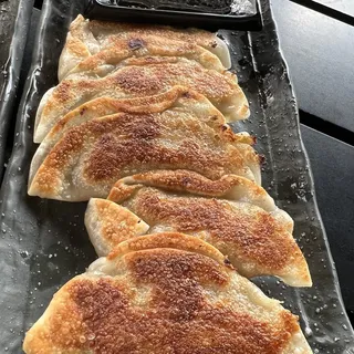 GYOZA