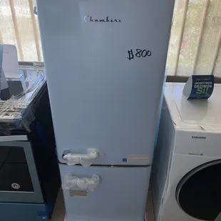 Chambers Retro 7 Cu.Ft Refrigerator