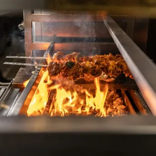 Live fire on Josper Mangal
