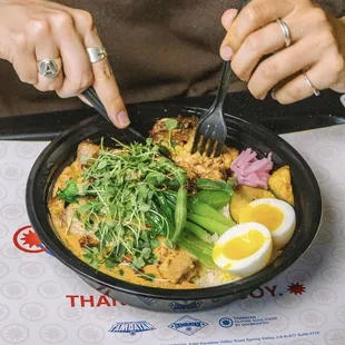 Smoked brisket kare kare bowl